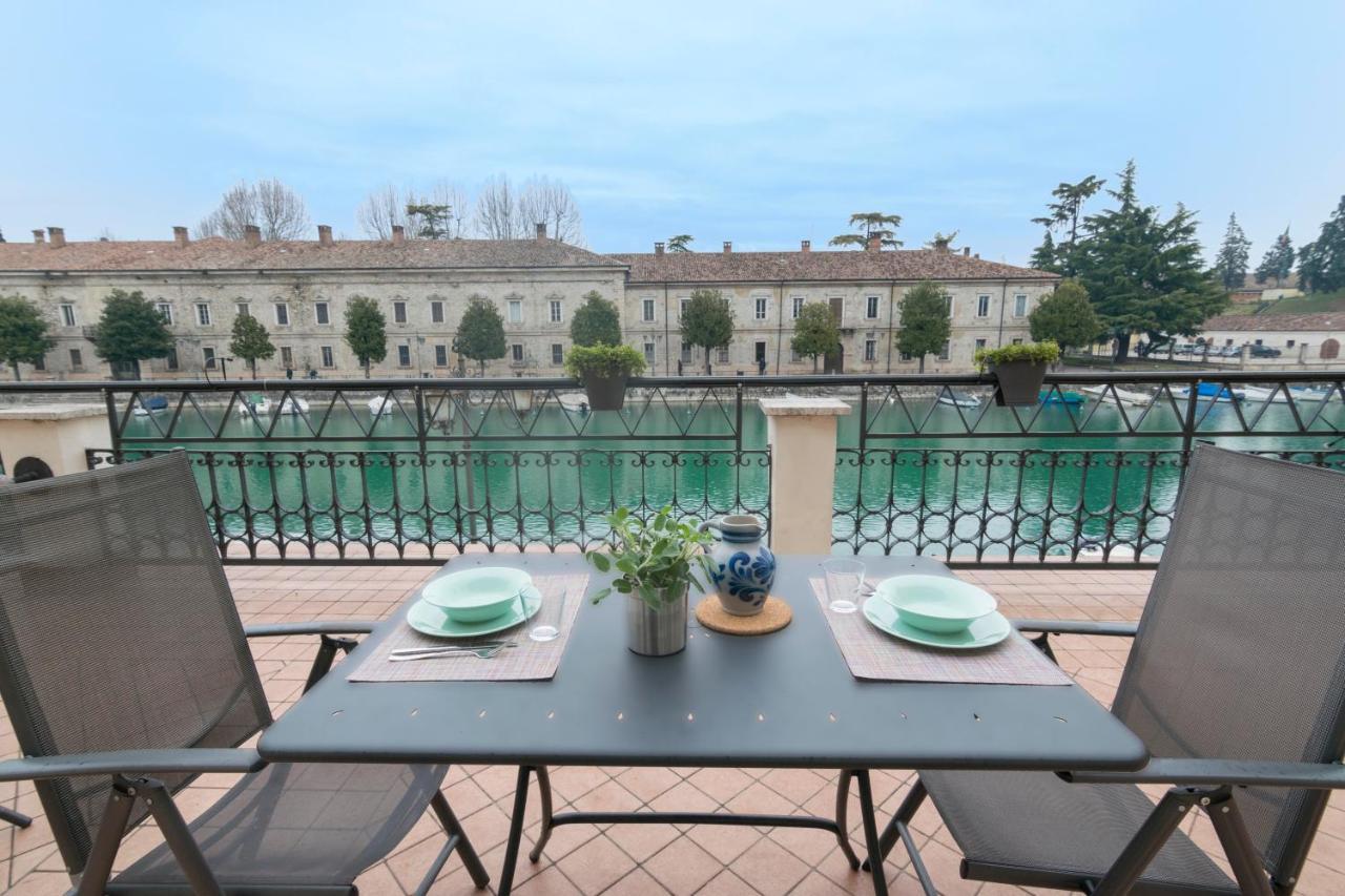 Acqua Verde Appartamenti Πεσκιέρα ντελ Γκάρντα Εξωτερικό φωτογραφία